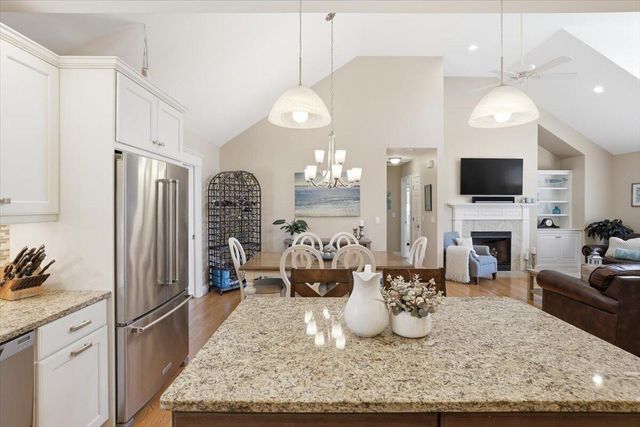 140 Pheasant Hill Circle, Cotuit, MA 02635