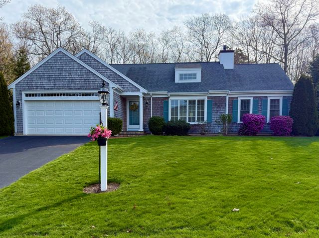 140 Pheasant Hill Circle, Cotuit, MA 02635