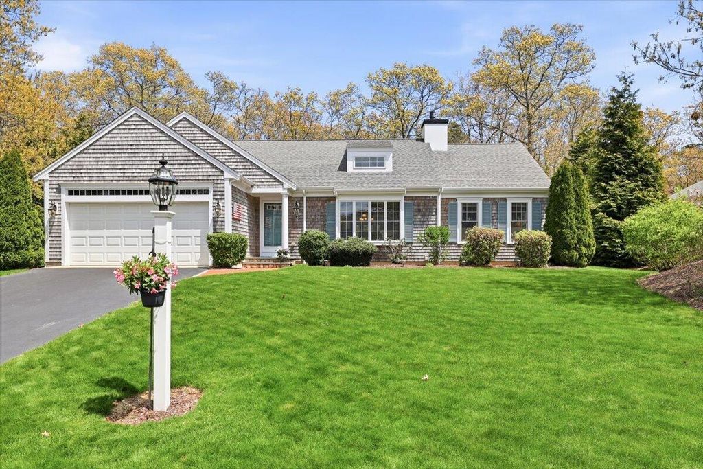 140 Pheasant Hill Circle, Cotuit, MA 02635