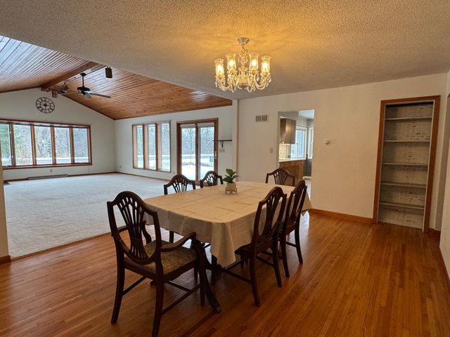 453 Spring Creek Road S, Red Wing, MN 55066