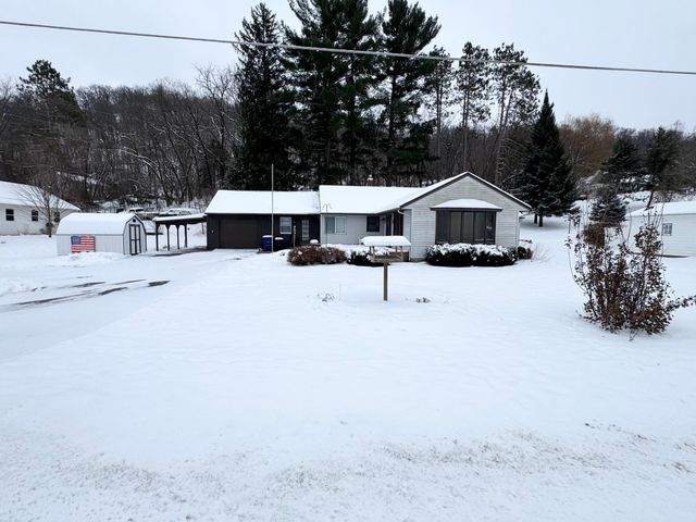 453 Spring Creek Road S, Red Wing, MN 55066