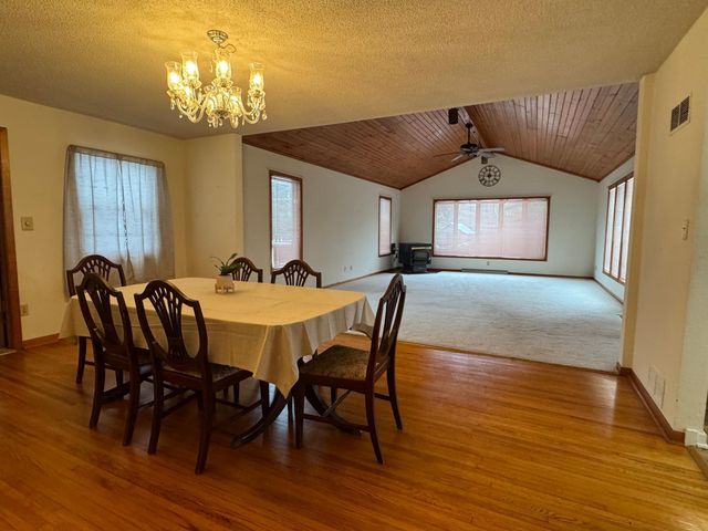 453 Spring Creek Road S, Red Wing, MN 55066