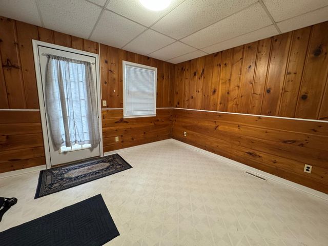 453 Spring Creek Road S, Red Wing, MN 55066