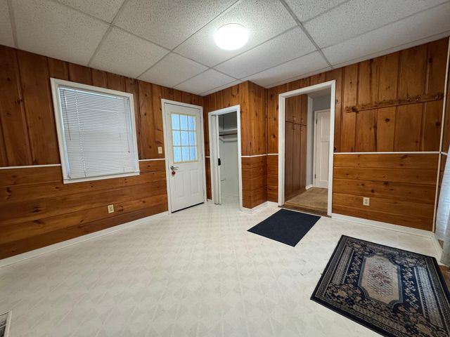 453 Spring Creek Road S, Red Wing, MN 55066