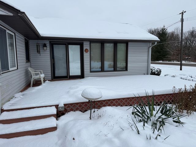 453 Spring Creek Road S, Red Wing, MN 55066