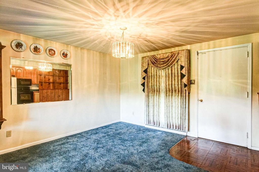 23 RAMPART WEST, Media, PA 19063
