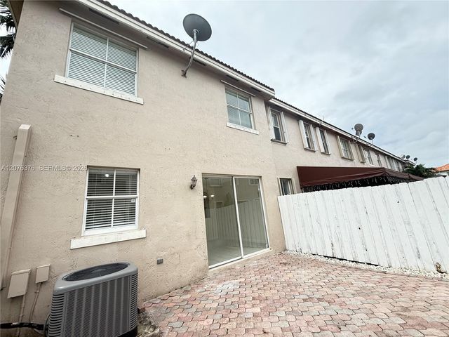 15131 SW 23rd Lane 0, Miami, FL 33185