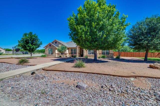8432 Bison Trail, San Angelo, TX 76901