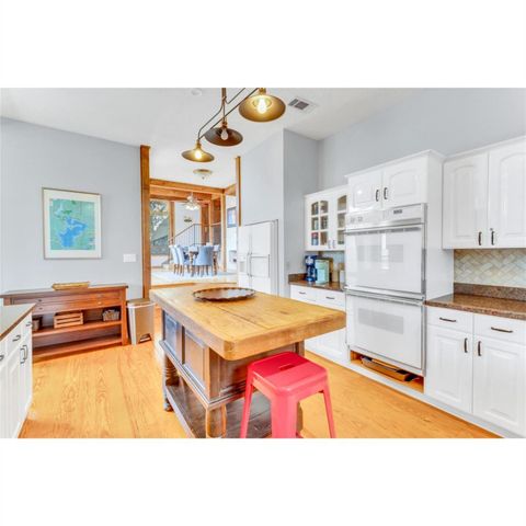 1225 Waterway LN, Burnet, TX 78611