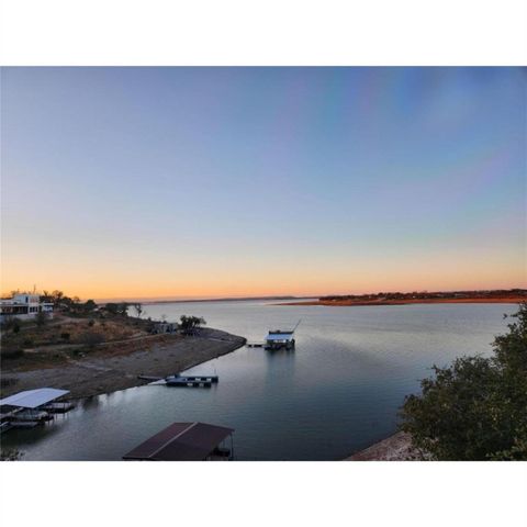 1225 Waterway LN, Burnet, TX 78611