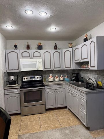 132 NW 132 st, Miami, FL 33167