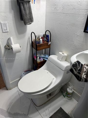 132 NW 132 st, Miami, FL 33167