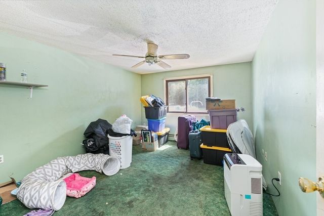 271 Humphrey St H16, Lowell, MA 01850