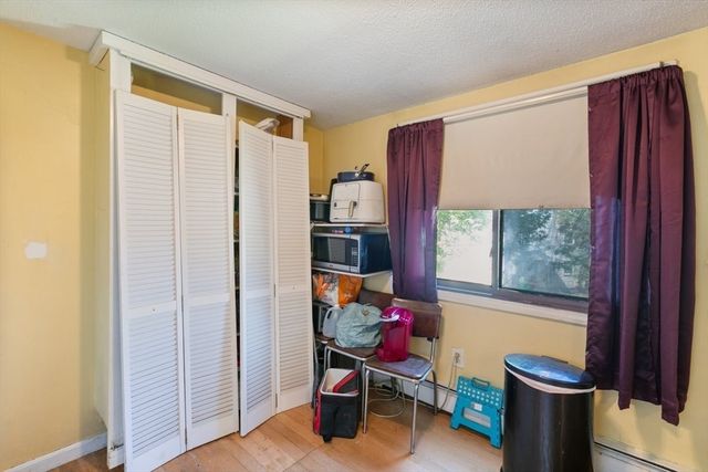 271 Humphrey St H16, Lowell, MA 01850