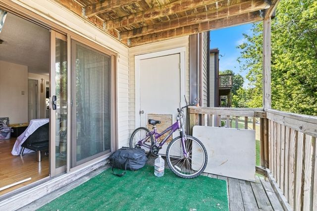 271 Humphrey St H16, Lowell, MA 01850