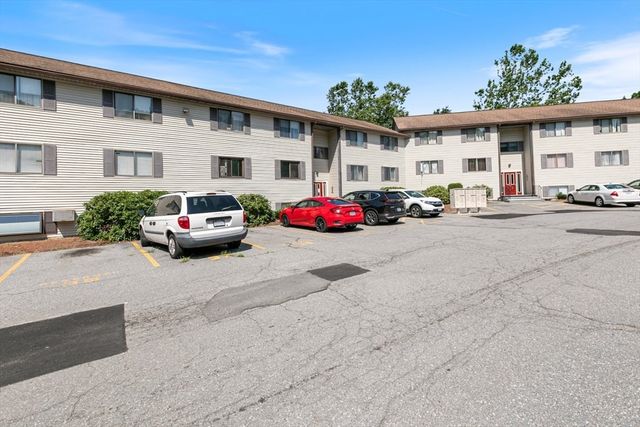 271 Humphrey St H16, Lowell, MA 01850