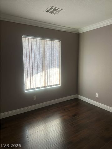 11077 Village Crest Lane, Las Vegas, NV 89135