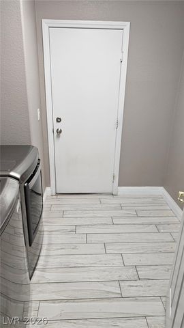 11077 Village Crest Lane, Las Vegas, NV 89135
