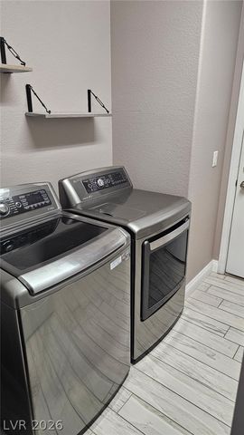 11077 Village Crest Lane, Las Vegas, NV 89135