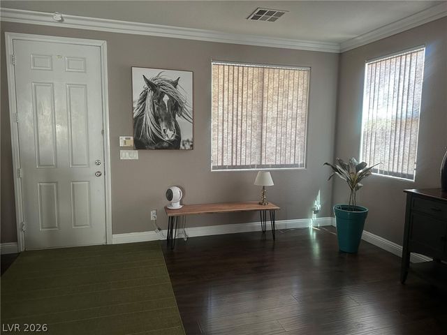 11077 Village Crest Lane, Las Vegas, NV 89135