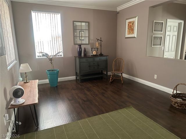 11077 Village Crest Lane, Las Vegas, NV 89135