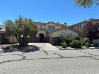 11077 Village Crest Lane, Las Vegas, NV 89135