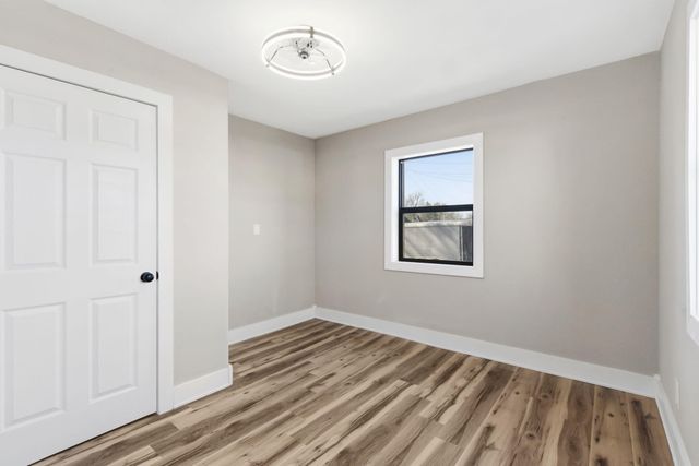 612 W Pacific Street, Springfield, MO 65803