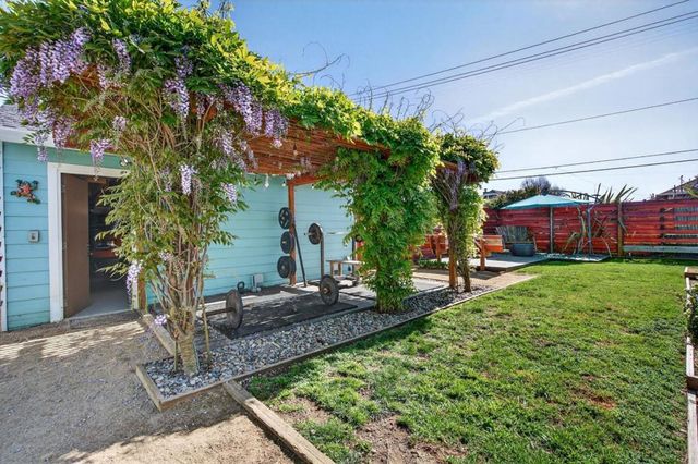 502 E Beach Street, Watsonville, CA 95076