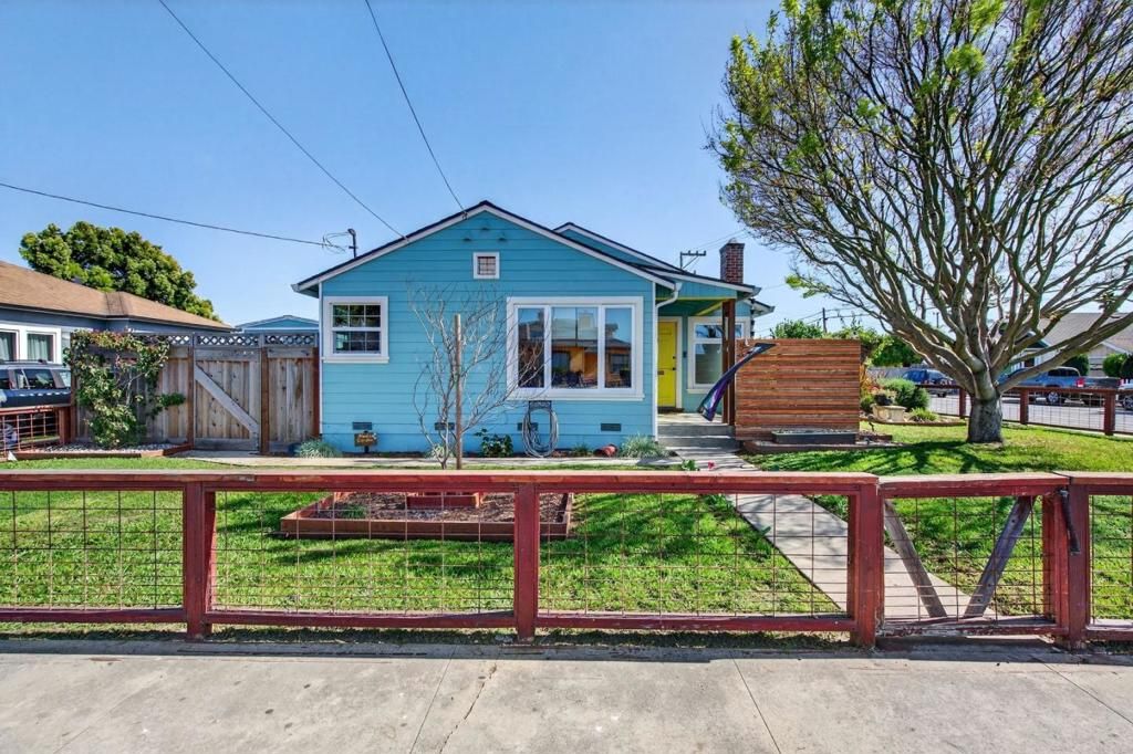 502 E Beach Street, Watsonville, CA 95076