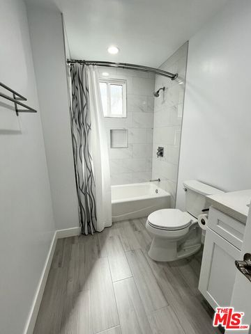 11768 Gateway Boulevard, Los Angeles, CA 90064
