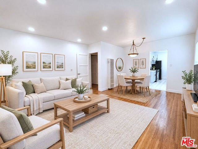 11768 Gateway Boulevard, Los Angeles, CA 90064