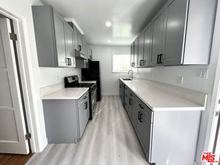 11768 Gateway Boulevard, Los Angeles, CA 90064