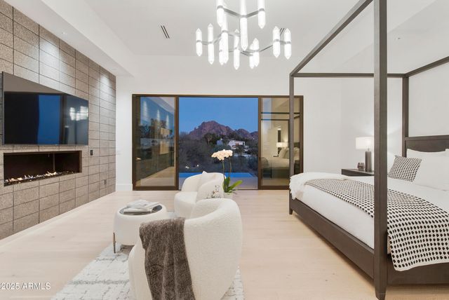 4117 E KEIM Drive, Paradise Valley, AZ 85253