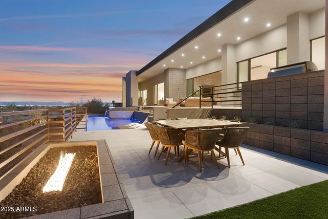 4117 E KEIM Drive, Paradise Valley, AZ 85253