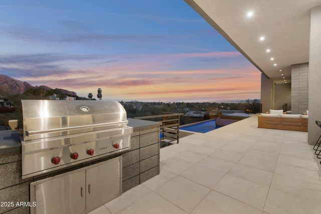 4117 E KEIM Drive, Paradise Valley, AZ 85253