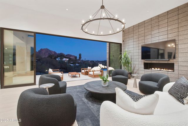 4117 E KEIM Drive, Paradise Valley, AZ 85253