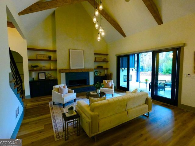 192 Upshaw Drive, Alpharetta, GA 30009