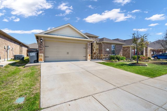 806 Meadow Wood Lane, Princeton, TX 75407