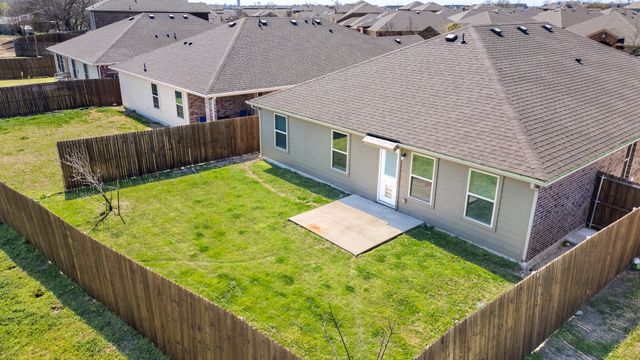 806 Meadow Wood Lane, Princeton, TX 75407