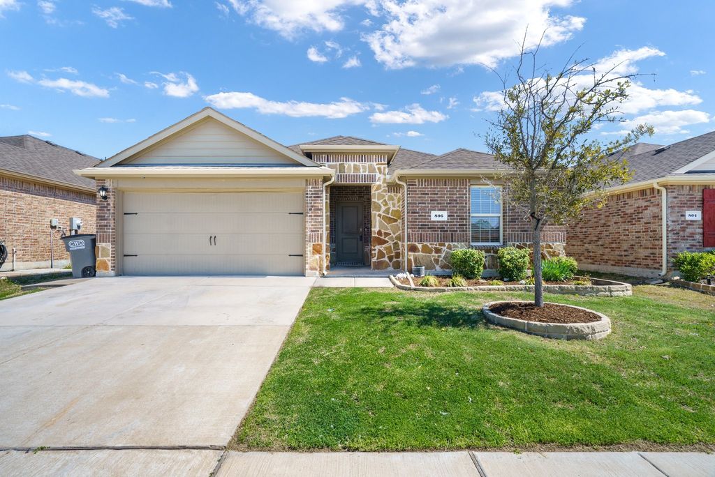 806 Meadow Wood Lane, Princeton, TX 75407