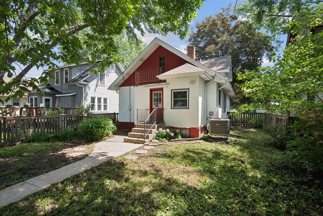 3224 36th Avenue S, Minneapolis, MN 55406