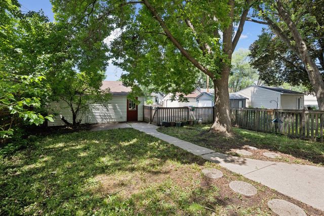 3224 36th Avenue S, Minneapolis, MN 55406