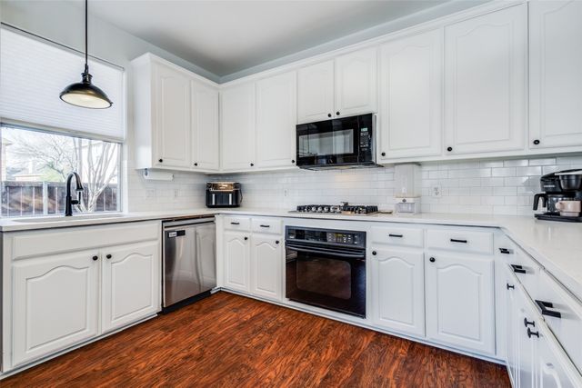 1809 Mount Vernon Court, Flower Mound, TX 75028