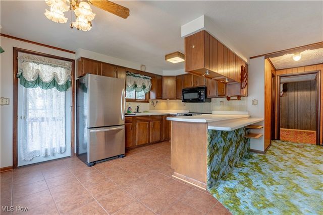 121 Waynesburg Road NW, Carrollton, OH 44615