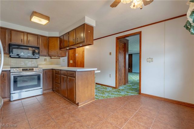 121 Waynesburg Road NW, Carrollton, OH 44615