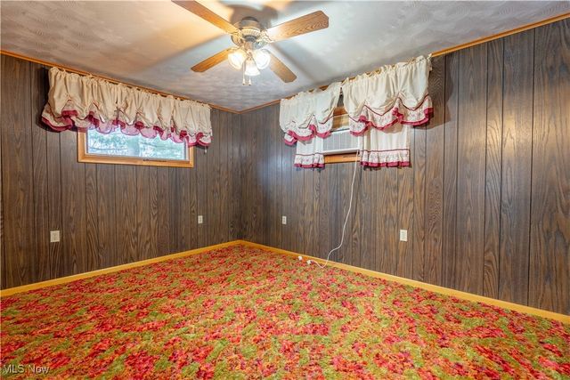 121 Waynesburg Road NW, Carrollton, OH 44615