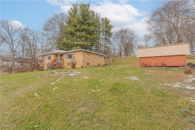 121 Waynesburg Road NW, Carrollton, OH 44615