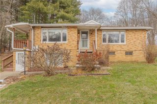 121 Waynesburg Road NW, Carrollton, OH 44615