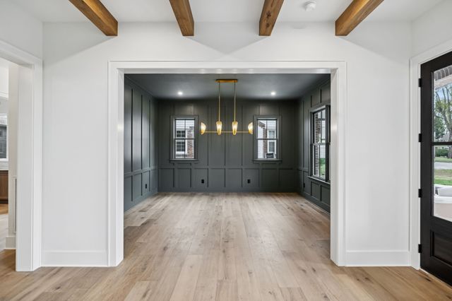 1130 Winding Way, Nashville, TN 37216