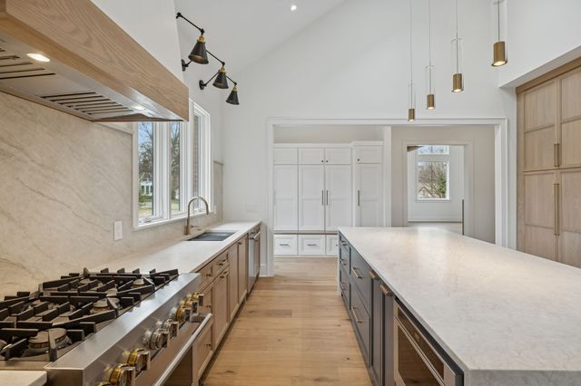 1130 Winding Way, Nashville, TN 37216